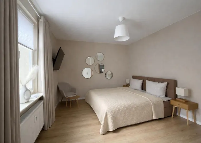 شقة Schaebu! 8 Urlaub In Der Historischen Stadtmauer *