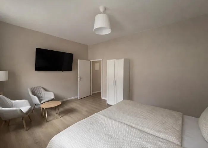 Apartment Schaebu! 8 Urlaub In Der Historischen Stadtmauer Cottbus